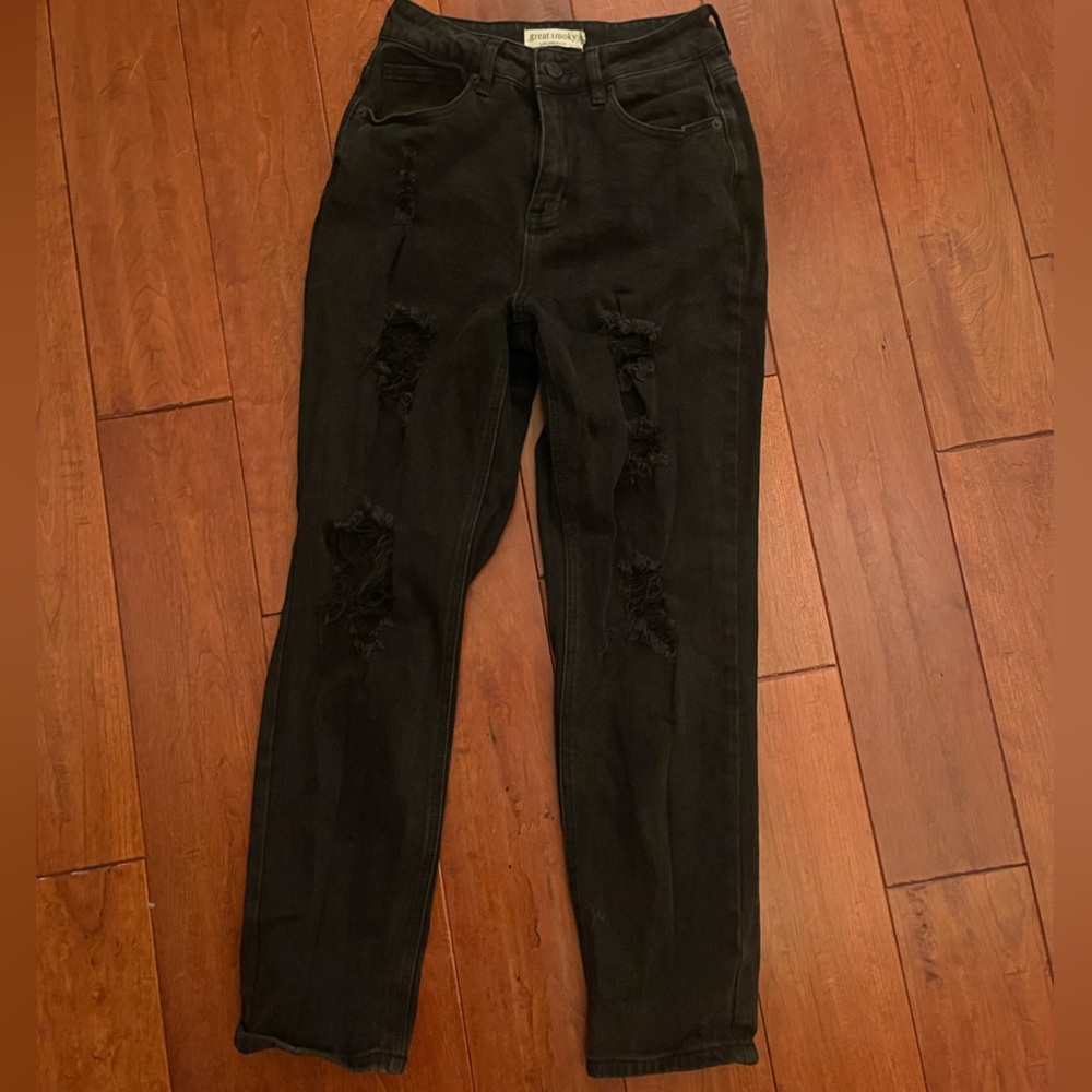 Great Smoky Women's Juniors Black Distressed Mom Jeans Size 5